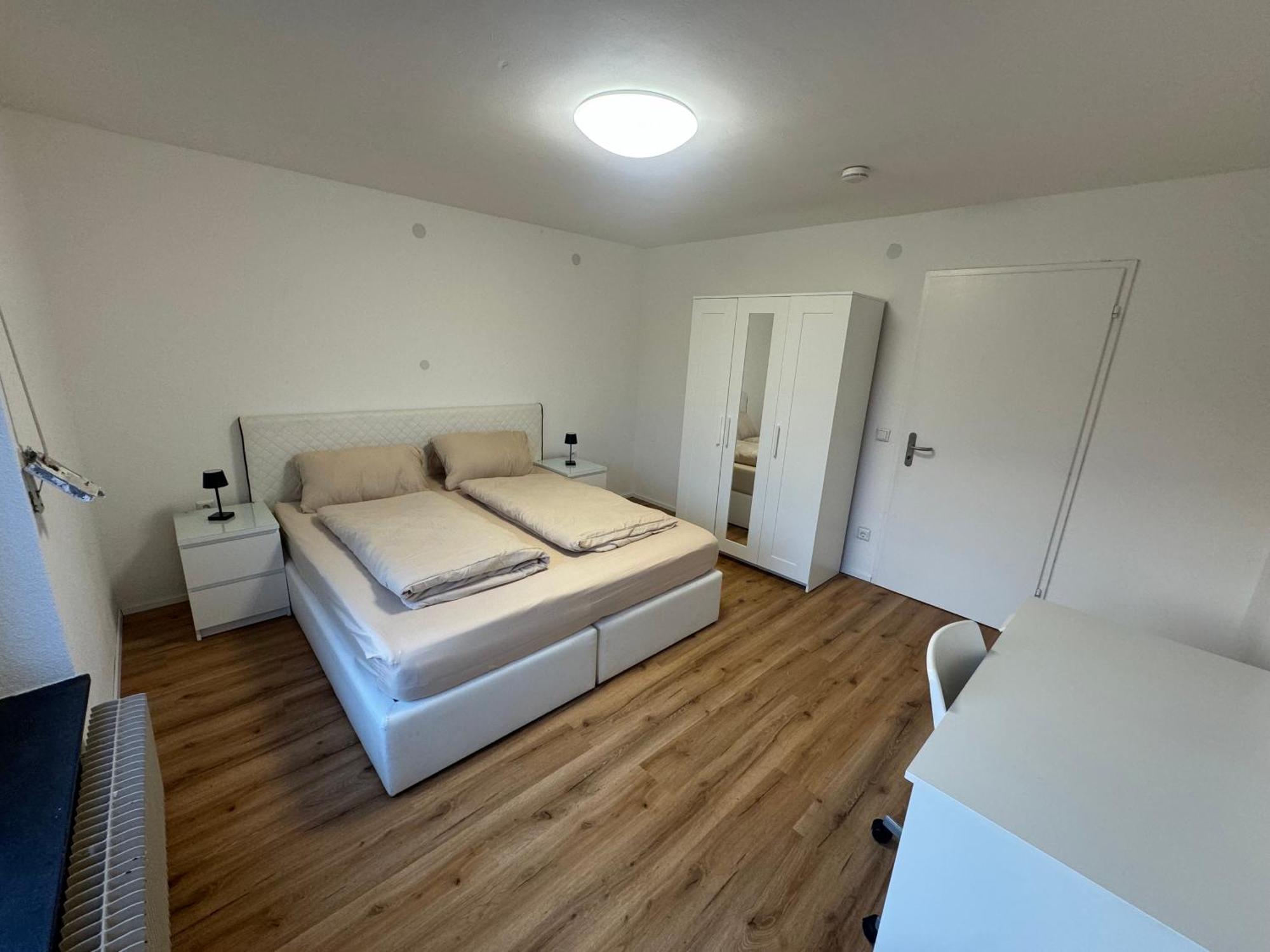 Fewo Porsche Friedrichshafen Bagian luar foto